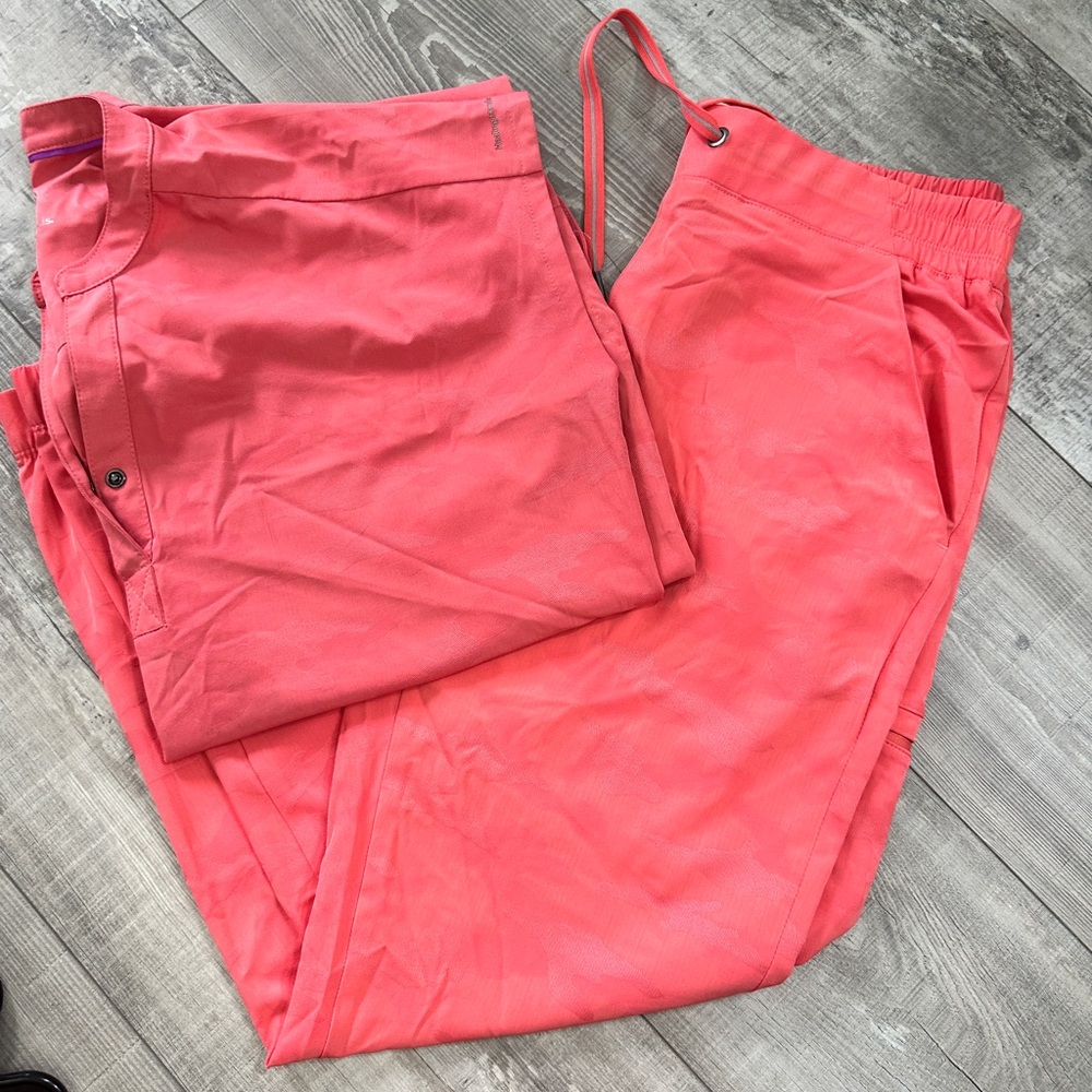 Large top medium bottom coral camo scrub set